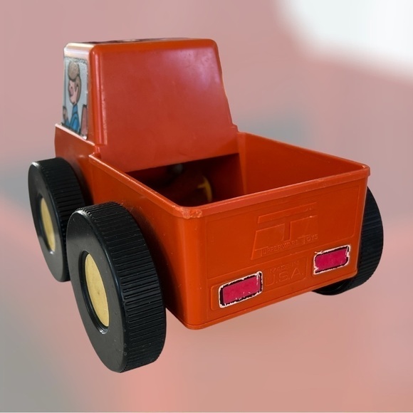 Vintage Tupperware street sweeper toy truck - Picture 3 of 7